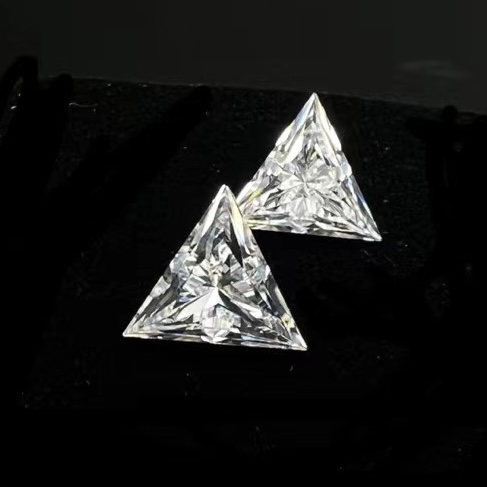 Brilliant Triangle Cut Moissanite Gemstone